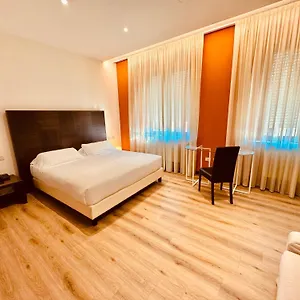 hotel-pex.it-lombardy.com/